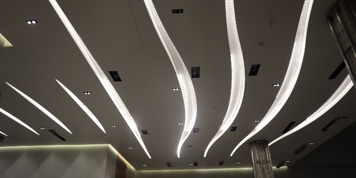 怎么定制鋁單板，定制鋁單板流程復雜嗎？