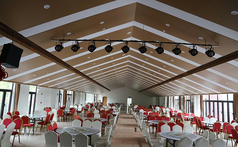 鋁單板+軟膜天花