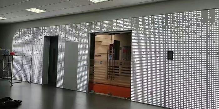 沖孔鋁單板定制多少錢一平米？鋁單板定制廠家在線報價