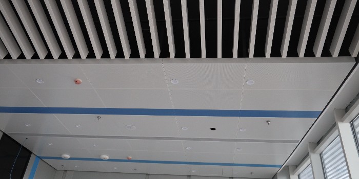 鋁單板廠家哪家好？看看如何找到靠譜的鋁單板廠家